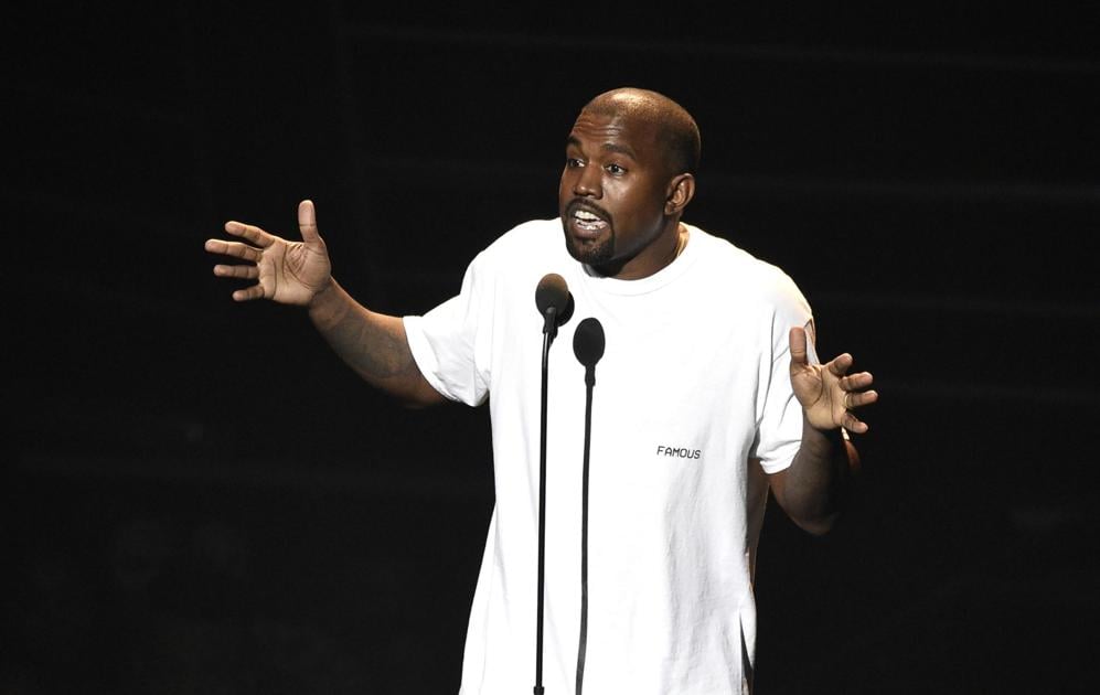 Kanye West spotted in Charleston, reportedly dined with Danny McBride | News | 0