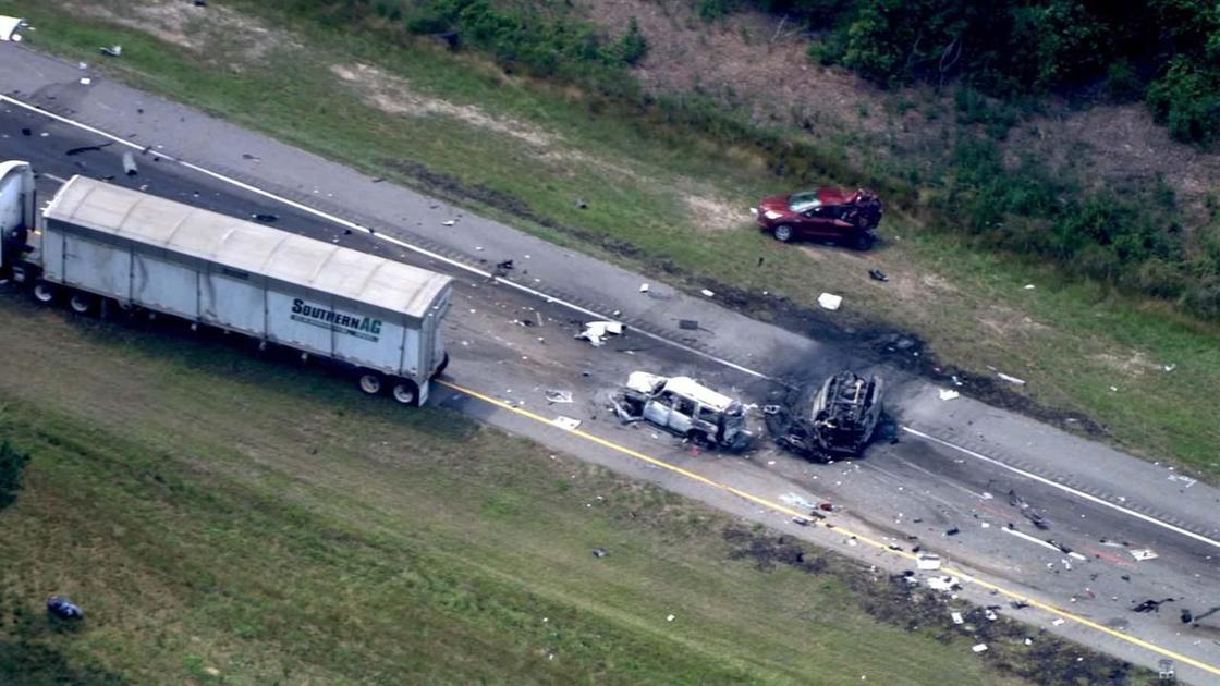 Goose Creek family dies, Charleston residents injured in crash that