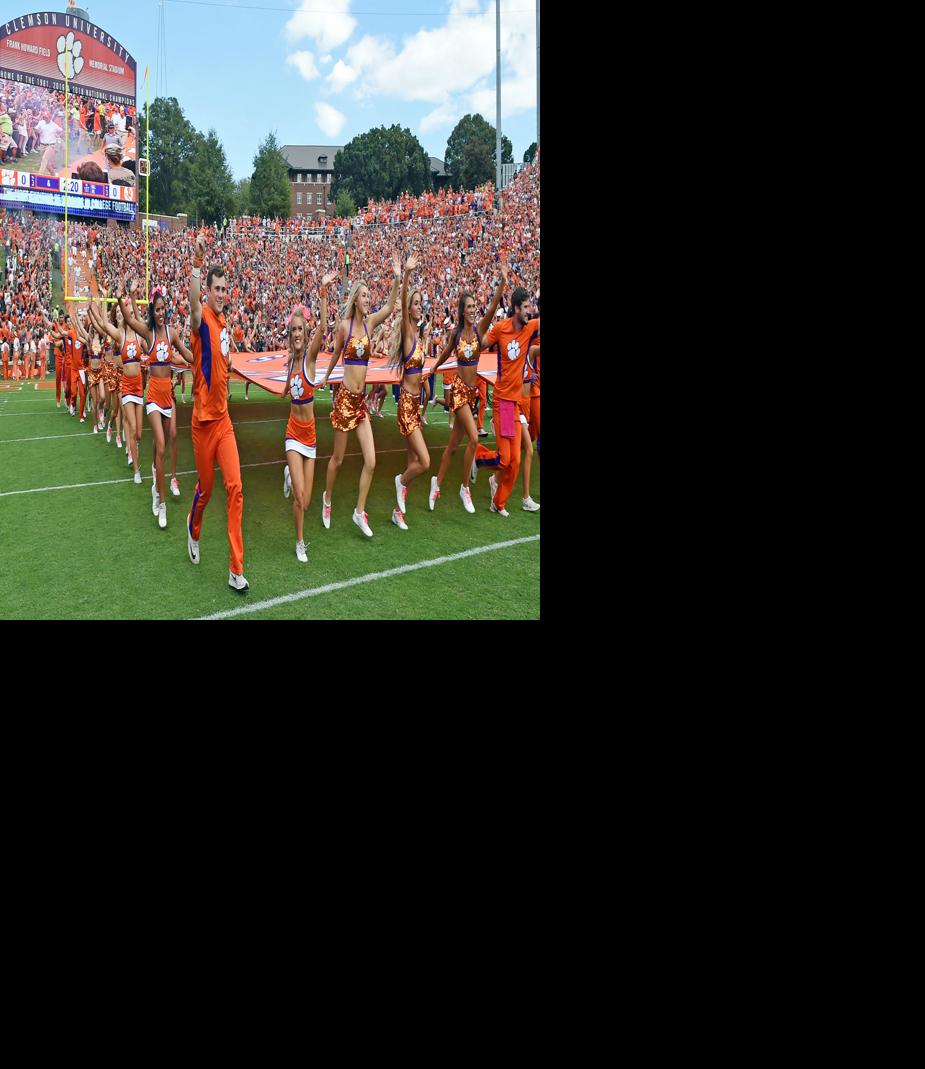 Clemson Impresses Football Recruits With Performance Against