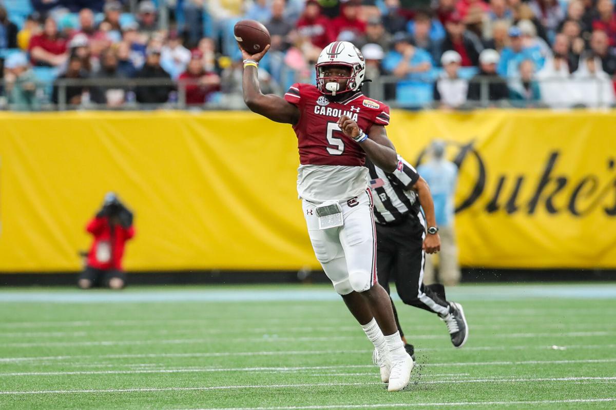 Carlos Dunlap adds Super Bowl ring to his national championship