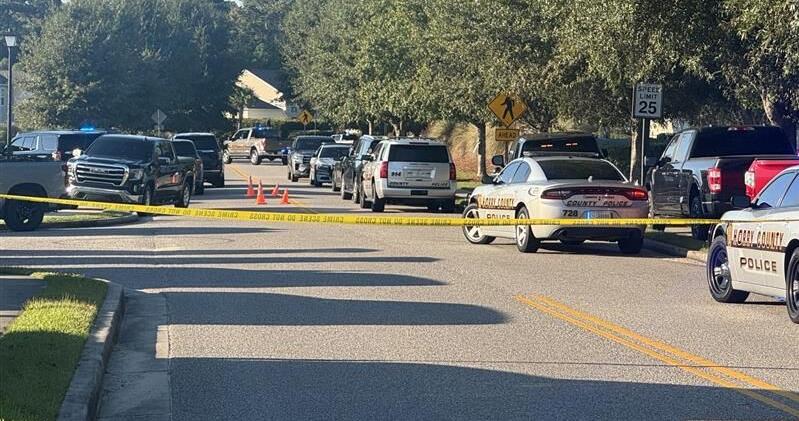 Man in custody after exchanging gunfire with officers in Horry County neighborhood, police say