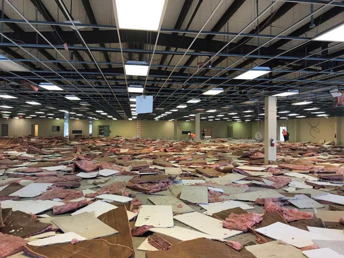 Charleston Furniture Store Moving Out Of Shopping Center After Paying 4 2m For New Site Business Postandcourier Com