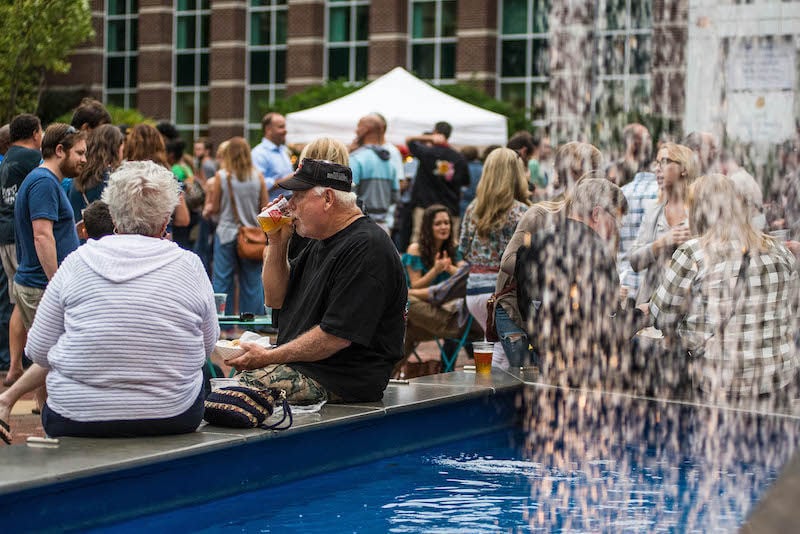 Columbia leaders allow alcohol on Main Street for First Thursday