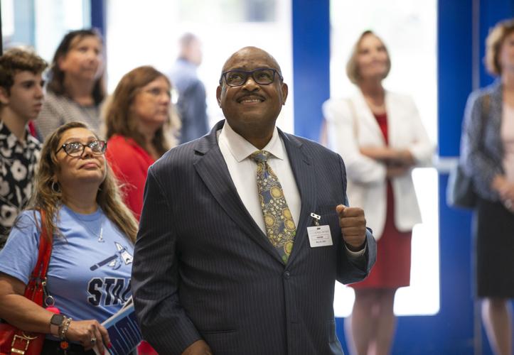 2 of finalists for top Charleston County schools job withdraw their