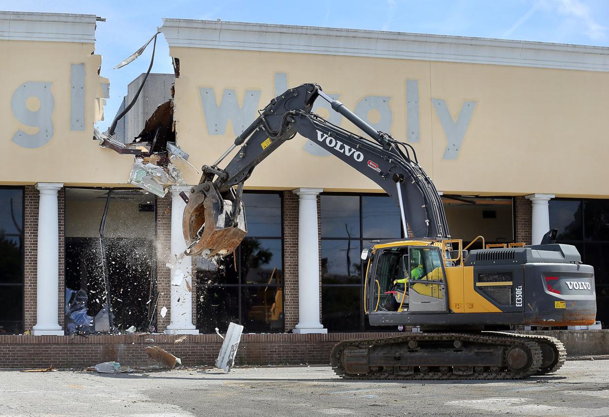 Plans For Old Piggly Wiggly Site In West Ashley Presented Real Estate Postandcourier Com