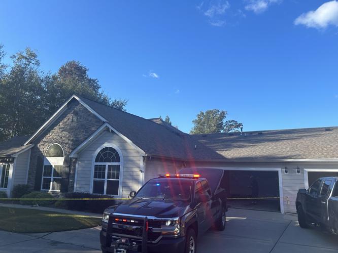 2 firefighters injured while battling fire at Lexington