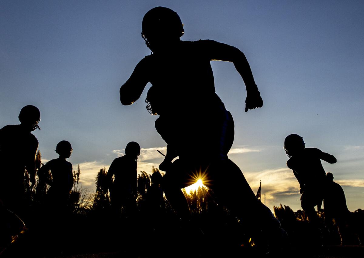 Fort Dorchester football GALLERY_2.jpg