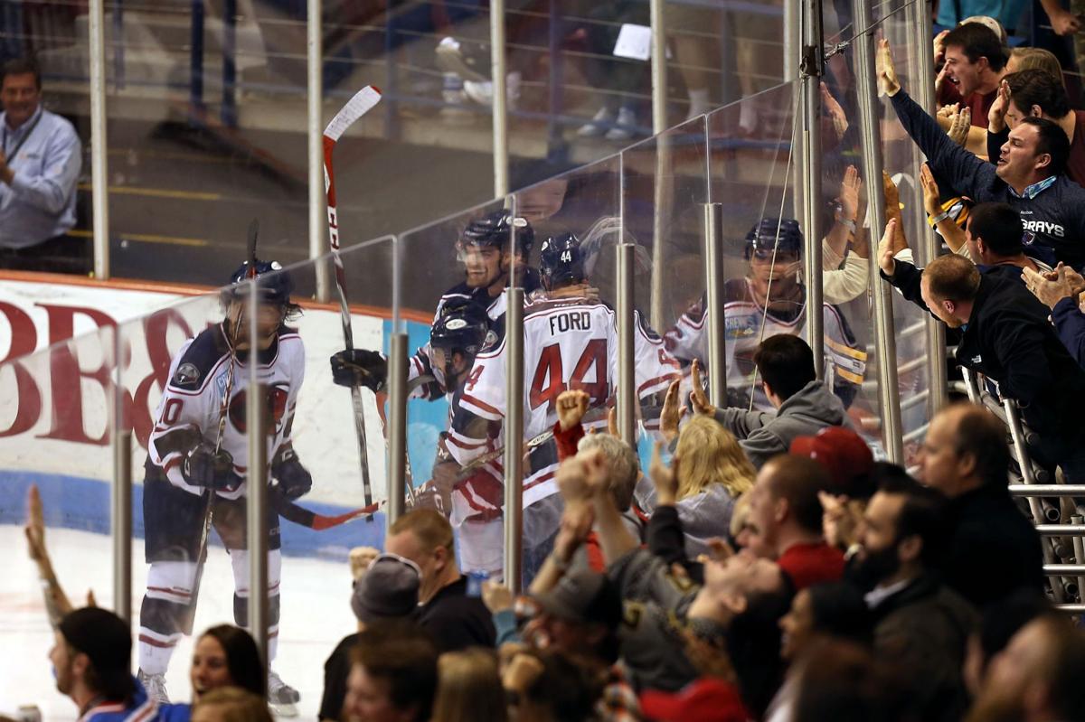 Stingrays win ECHL's East Division