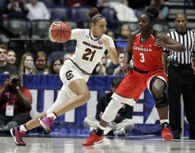 3 Gamecocks Transferring Out Of Dawn Staley S Basketball Program
