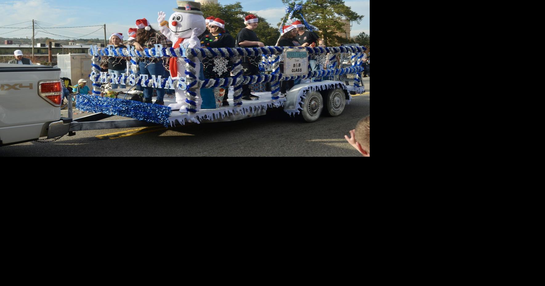Hundreds line Graniteville streets for annual Christmas parade Aiken
