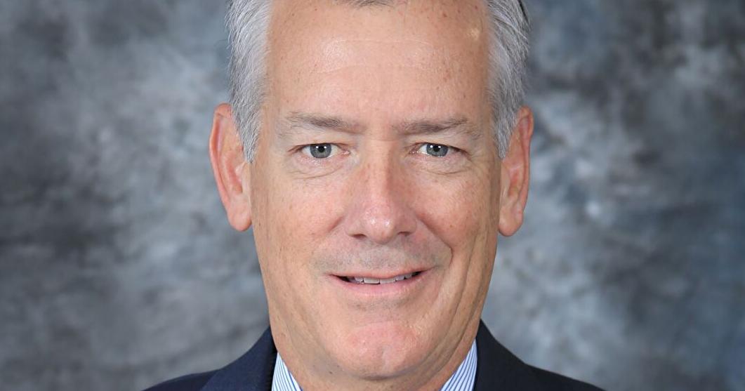 White Knoll High School principal retiring after 42 years in education