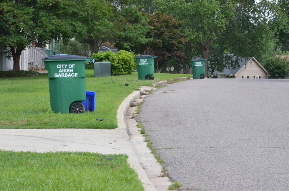 Burning yard waste legally depends on where you live News