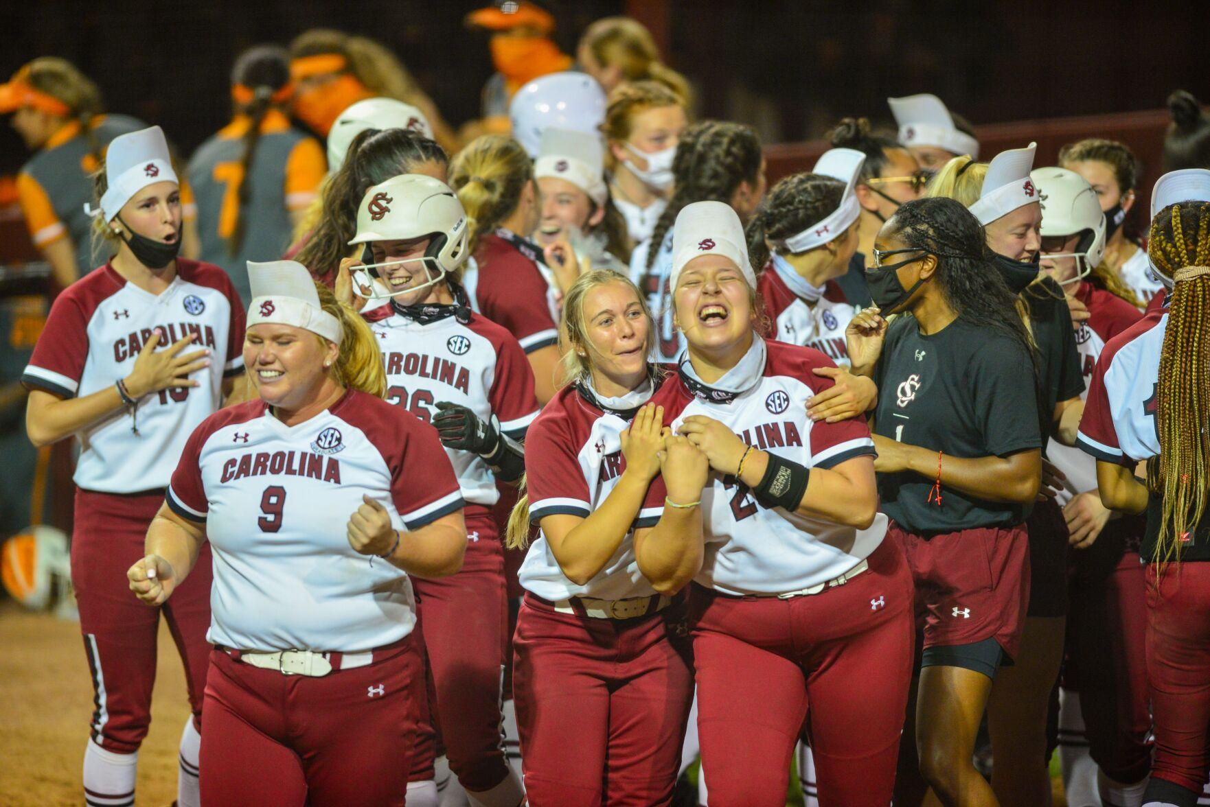 Gamecocks' softball coach opens up about sour season, looking ahead