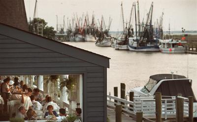 Dine Like A Charlestonian Highlights On Local Traditions And Foods Lorelei Introduced Waterfront Dining To Shem Creek Food Postandcourier Com