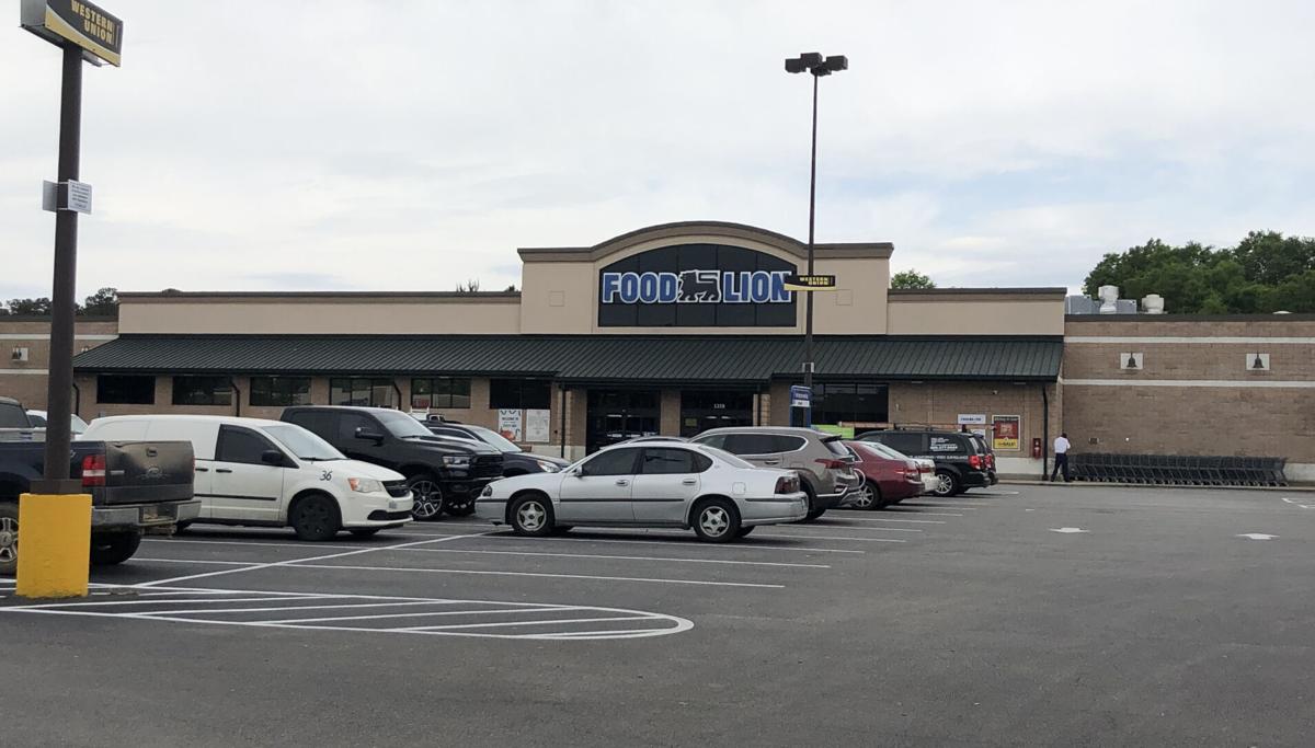Food Lion Opens New Kingstree Store News Postandcourier Com [ 683 x 1200 Pixel ]