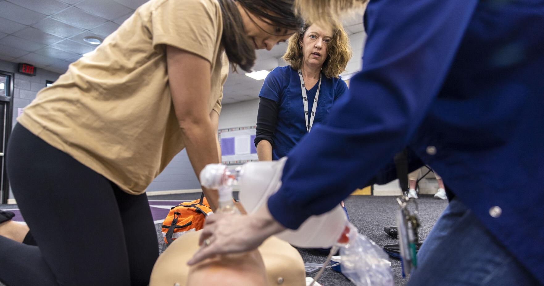 MUSC, nonprofits train staff in Charleston schools in responding to sudden cardiac arrest