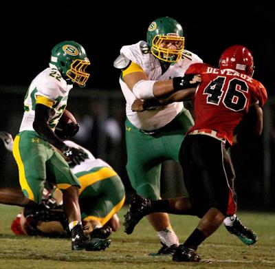 Summerville’s Zack Bailey thrust into backup center role with Gamecocks