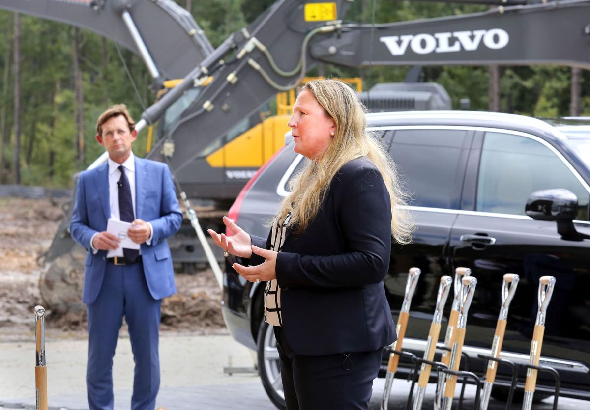 Border War South Carolina Manufacturers Debate Impact Of