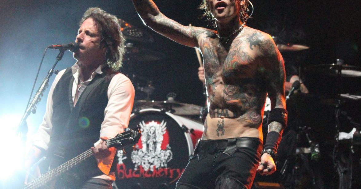 Grammy-nominated rock band Buckcherry's tour bus involved in deadly SC crashes