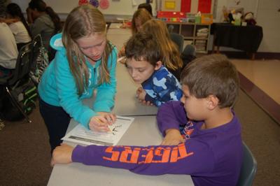 Hour of Code introduces students to computer programming | News ...