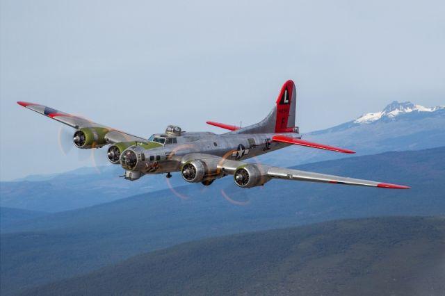 Wwii B 17 Bomber Takes Flight Over Charleston News