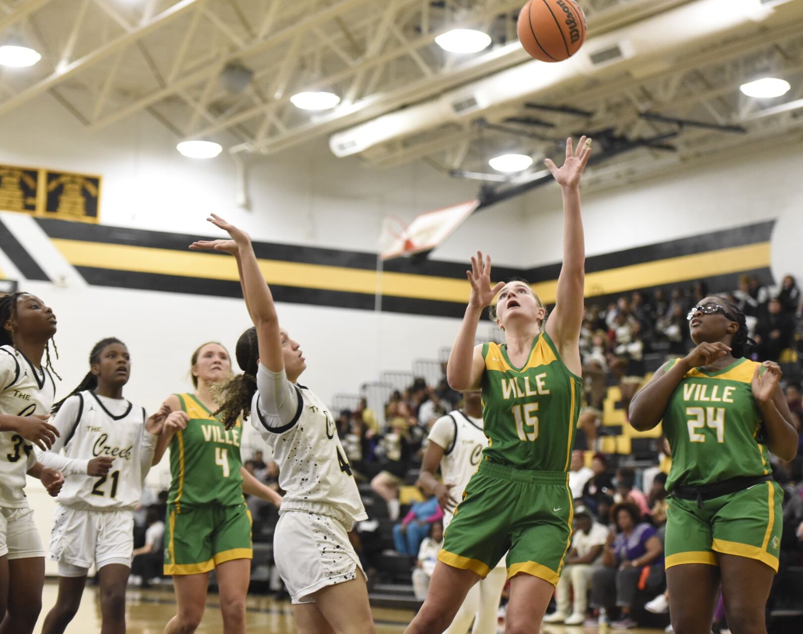 Summerville’s Basketball Teams Face Tough Losses in CHSL and SCISA State Tournaments