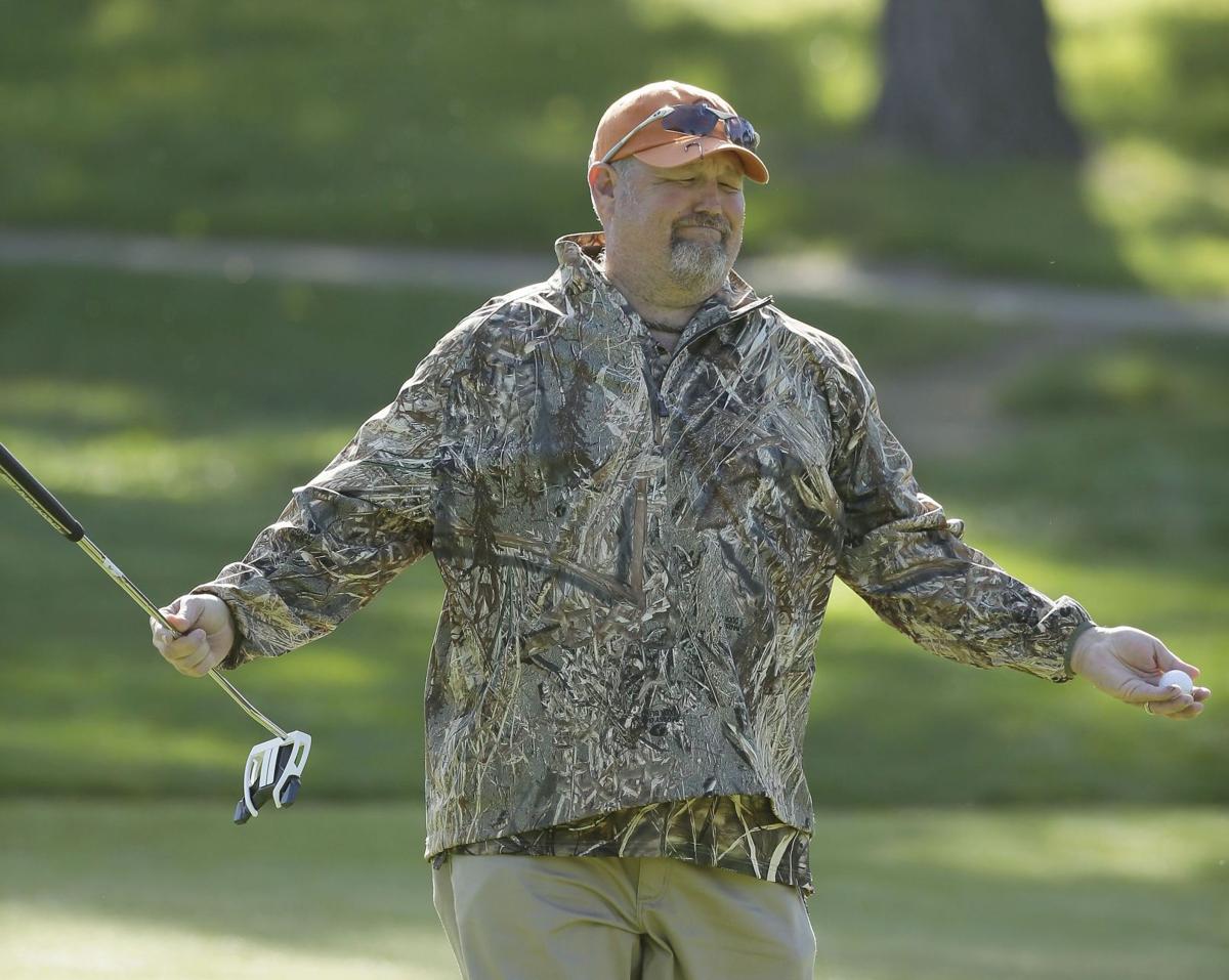 Bill Murray playing golf