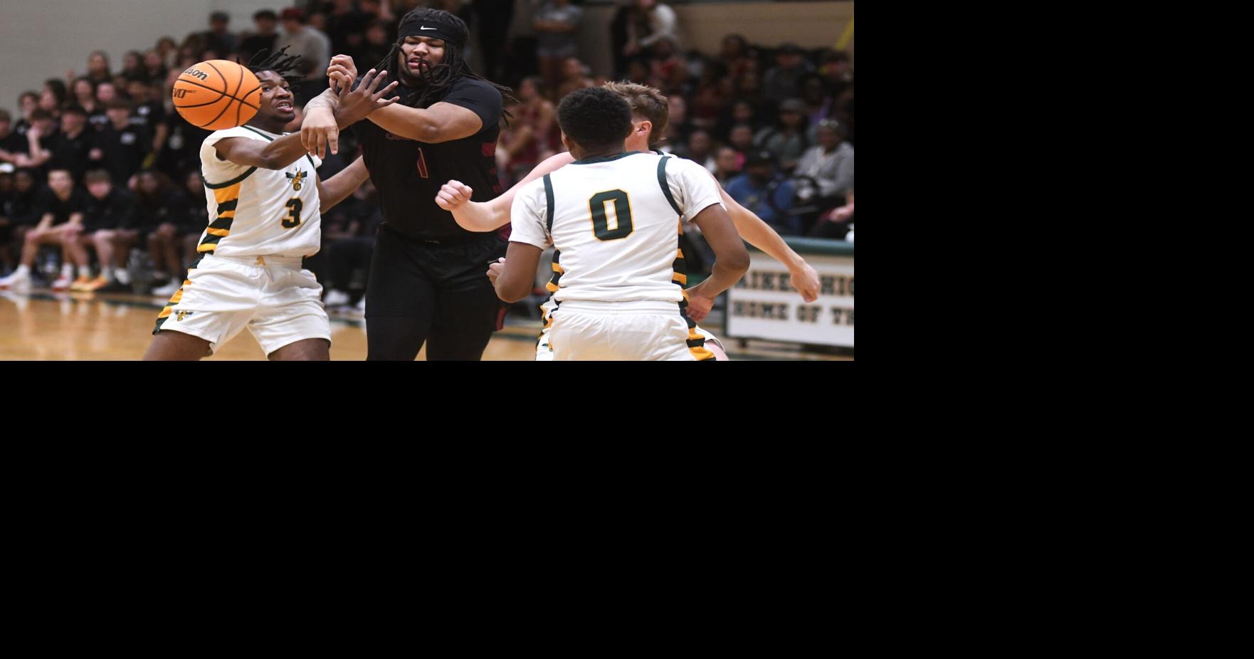 Aiken boys’ basketball dominates South Aiken in high energy rivalry match to cap off regular season