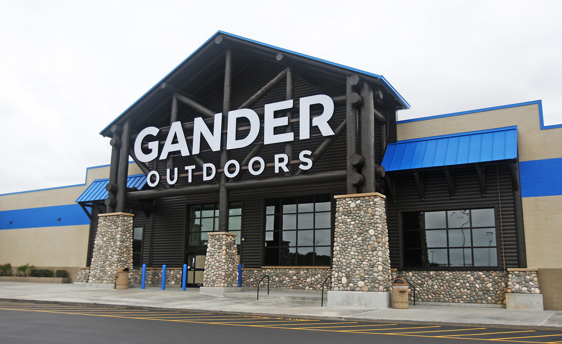 Rebranded Gander Outdoors set to open in North Charleston