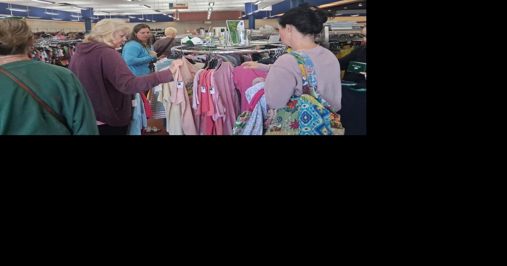 Goodwill shoppers pick up themed items for Masters Week