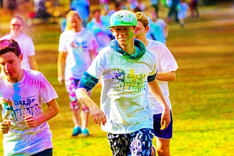 Mead Hall 5K rivals Mother Nature’s burst of spring colors Education
