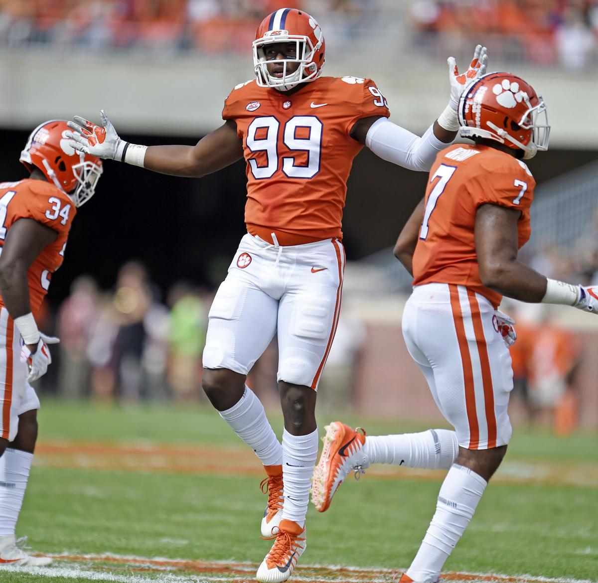 Clemson's Clelin Ferrell on looking ahead to the NFL: 'That's not fair to  my teammates', Sports