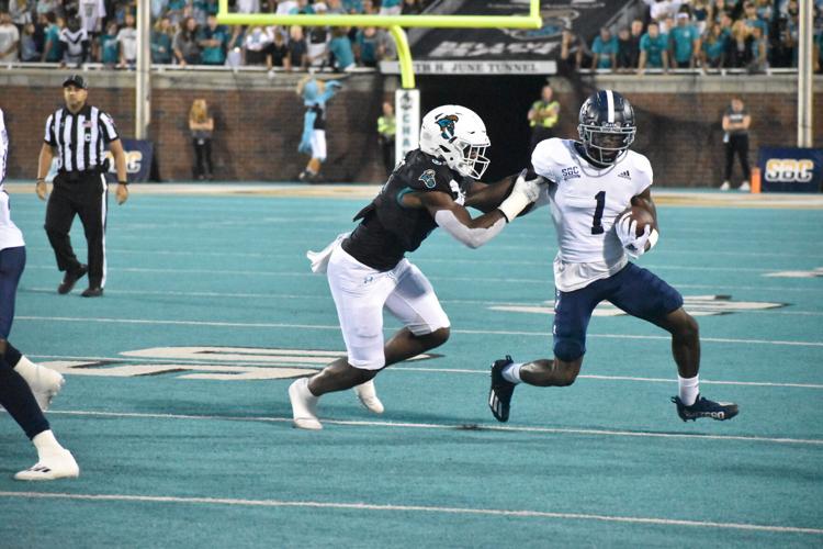 Coastal Carolina OL Transfer Willie Lampkin Commits To UNC Football - Tar  Heel Times - 12/18/2022