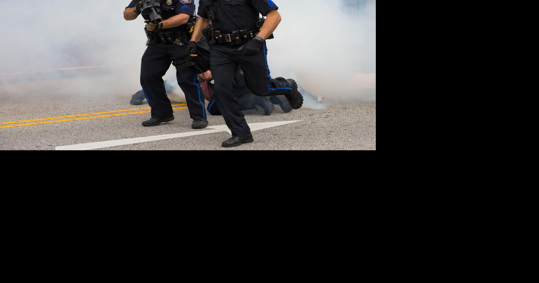Tear gas, smoke bombs and rubber bullets: When do police act?