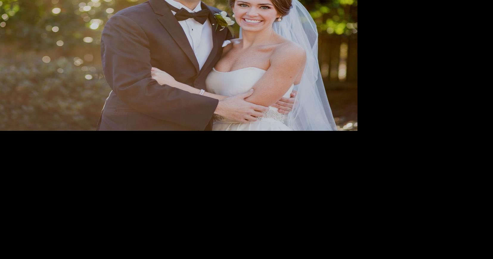 Carnes, Peterson exchange vows Art and Culture Scene