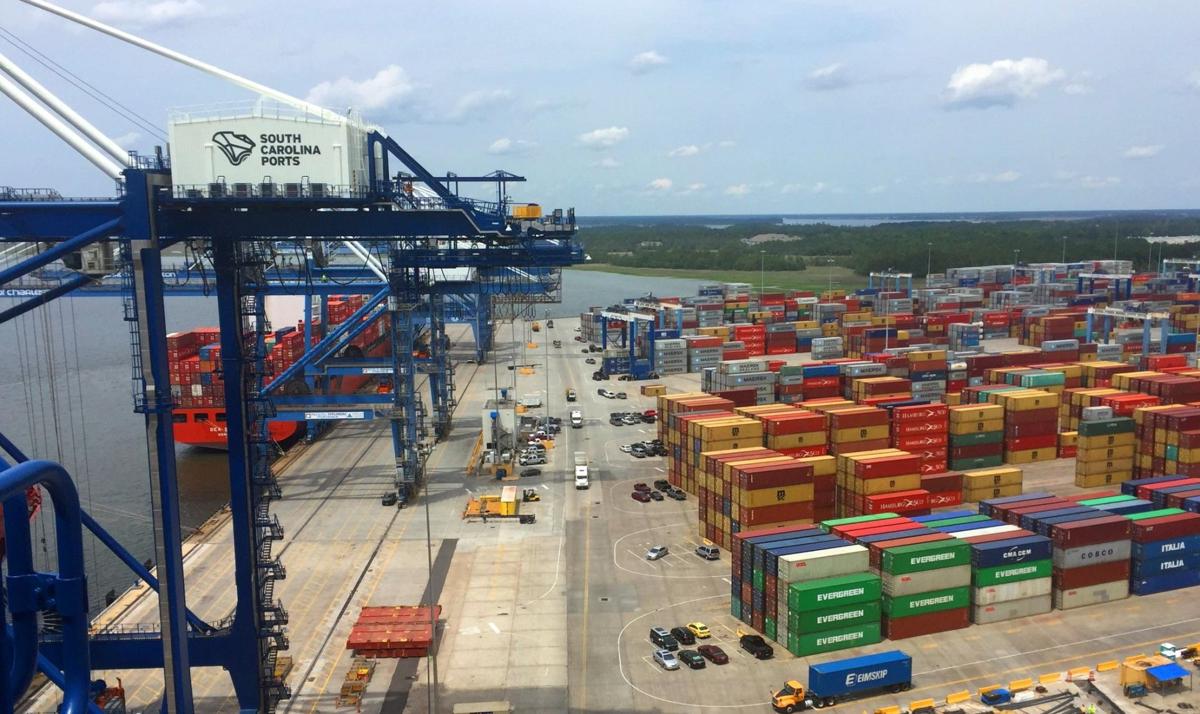 Port of Charleston sets annual cargo record of 1.21 million containers