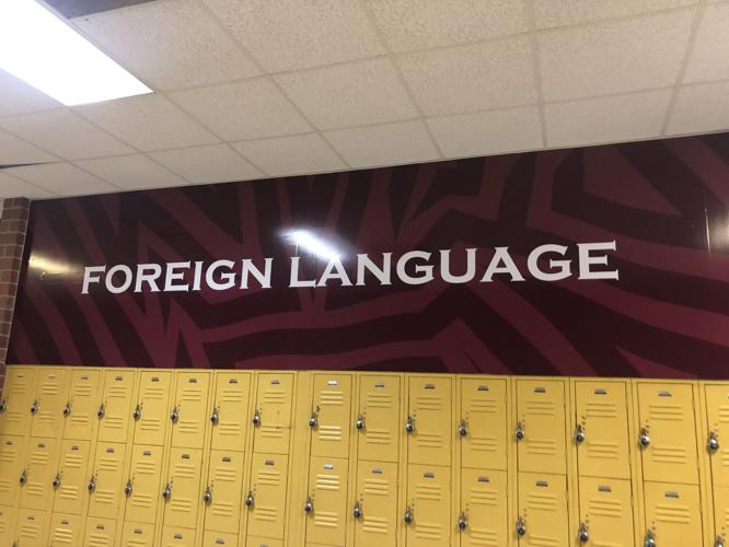 PHOTOS New paintings and murals at Kingstree High and C.E. Murray