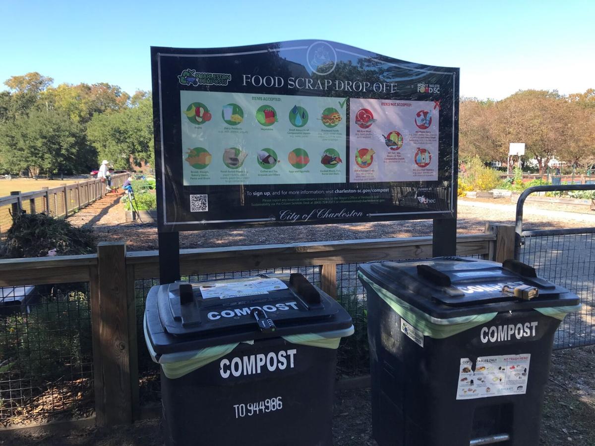 Charleston County School District switches to compostable meal trays