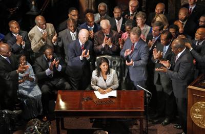 Column Lowering Confederate Flag Made Nikki Haley Famous But It Wasn T Leadership Commentary Postandcourier Com