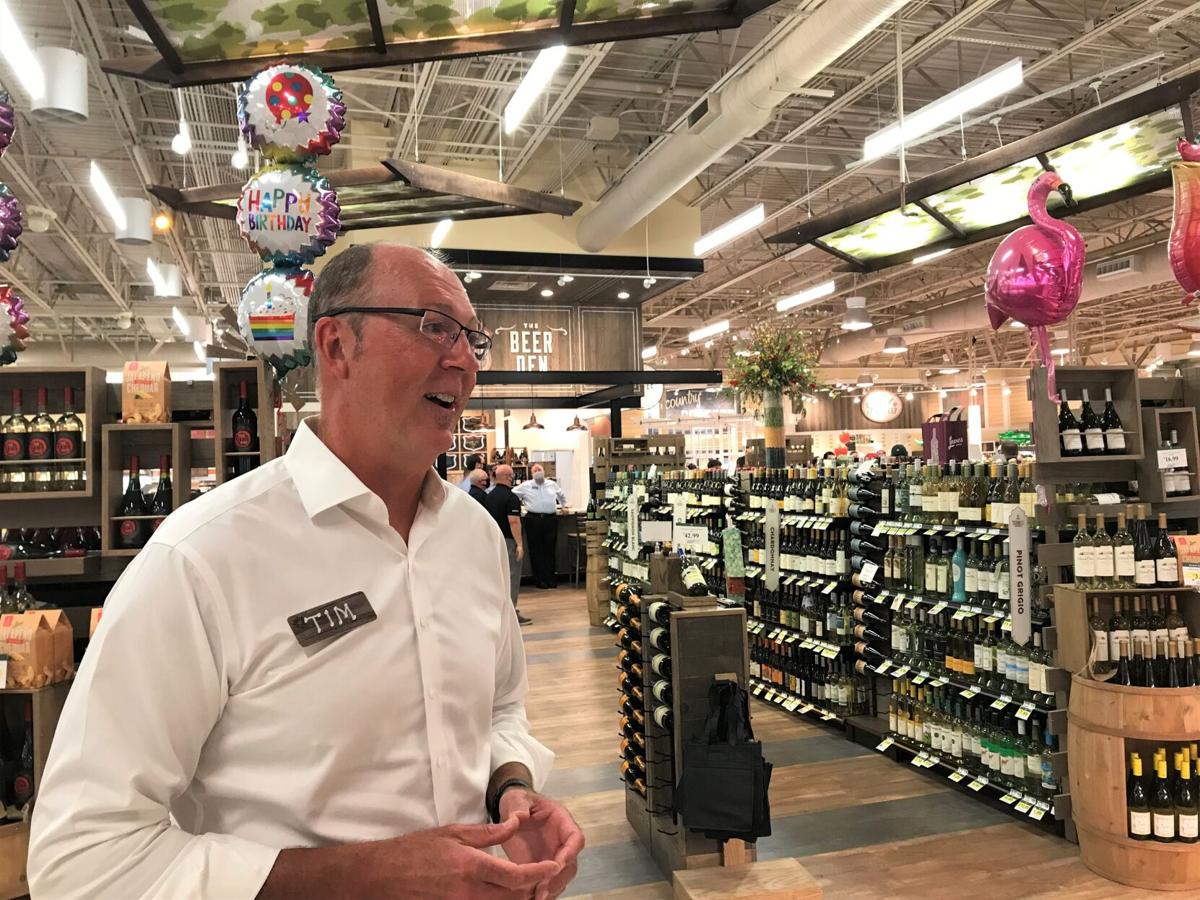 Lowes Foods unveils upgraded West Ashley supermarket to rave reviews