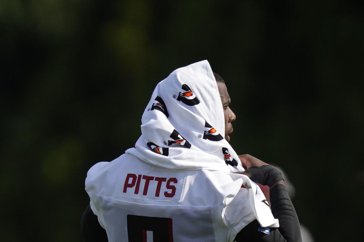 Falcons open camp with low expectations, open positions | Sports |  postandcourier.com