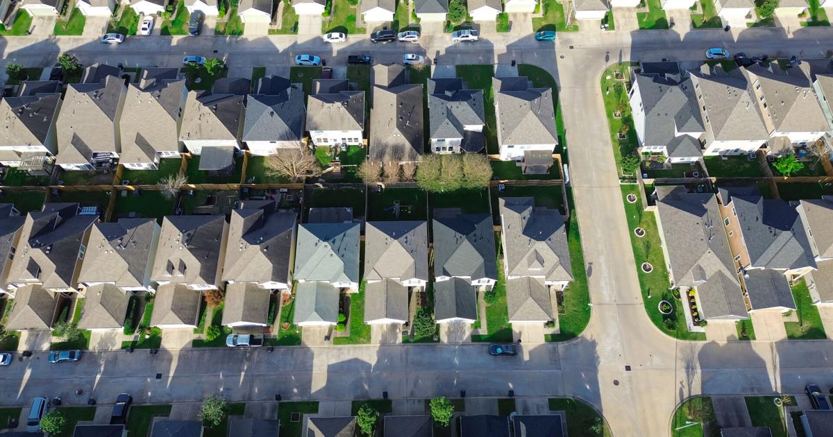 Keep cluster housing, Folly Road sidewalk | Letters