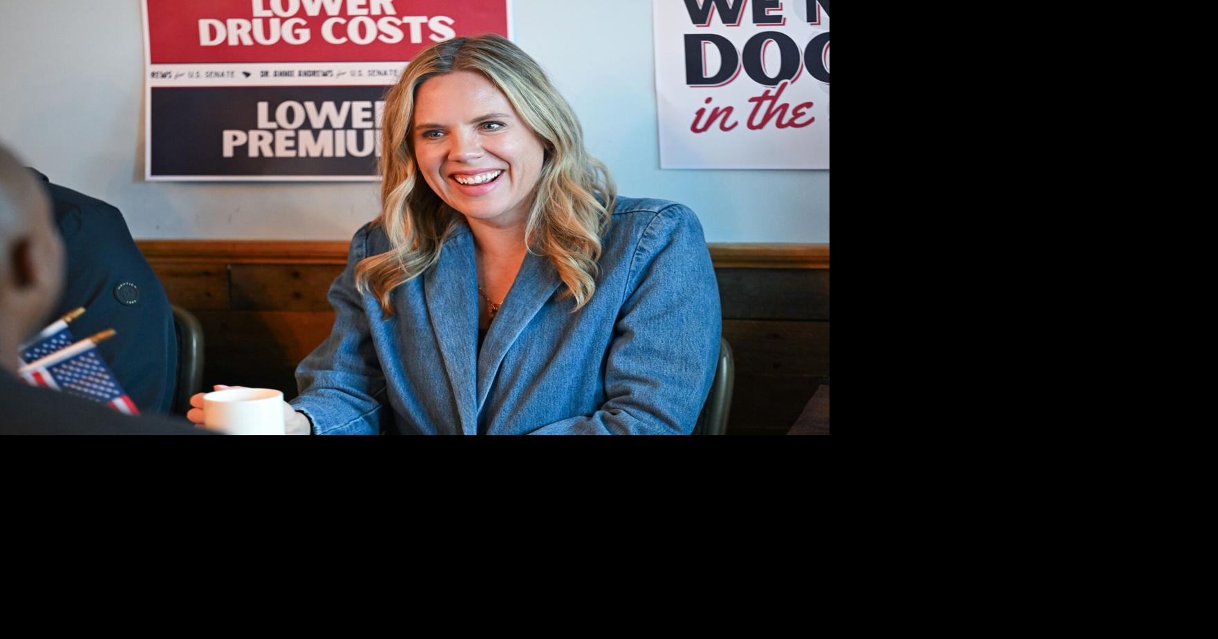 Annie Andrews meets with veterans in Jasper County