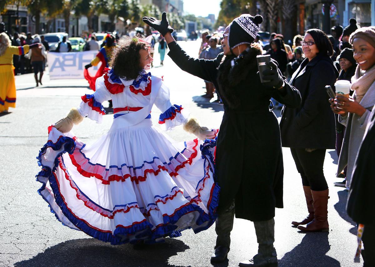 hispanicdance mlk parade.jpg