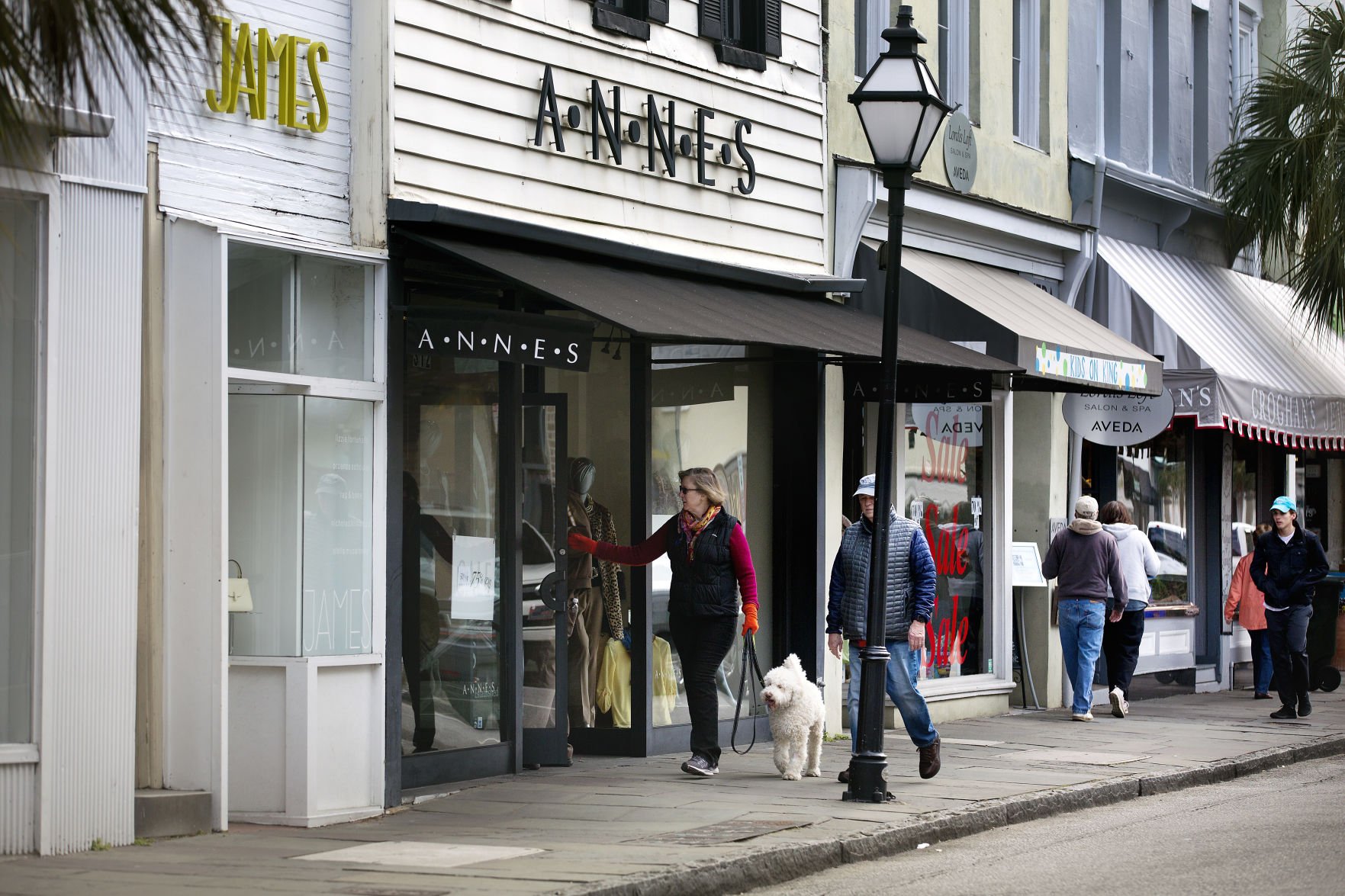 Downtown Charleston women's apparel shop closing after 77 Downtown Charleston women's apparel shop closing after 77