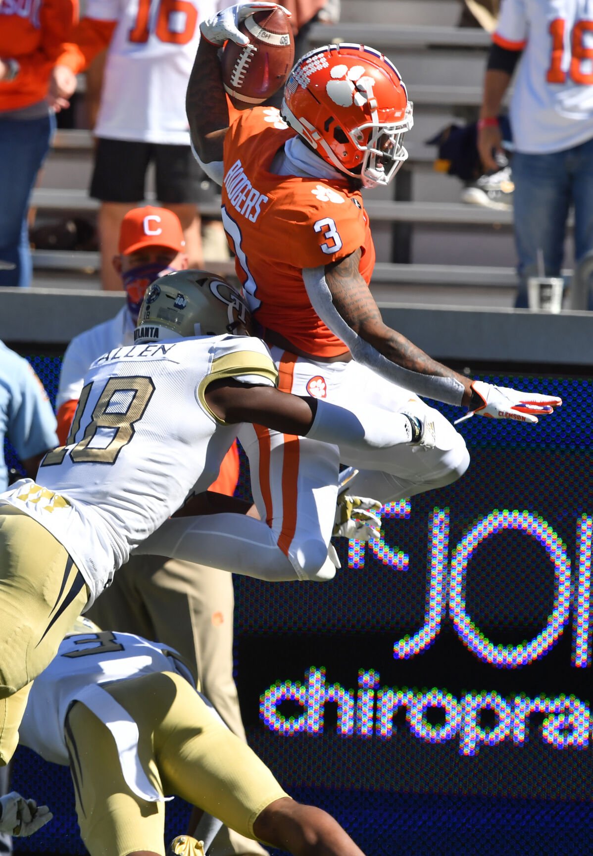 How Clemson's Rodgers became the star student at 'Wide Receiver U