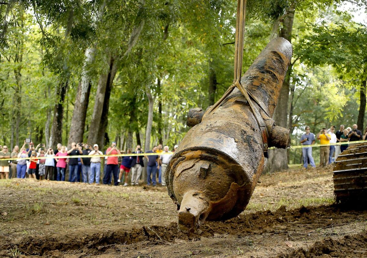Civil War Cannons Raised