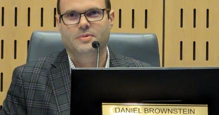 Council extends bldg. permit code — unaltered : vimar