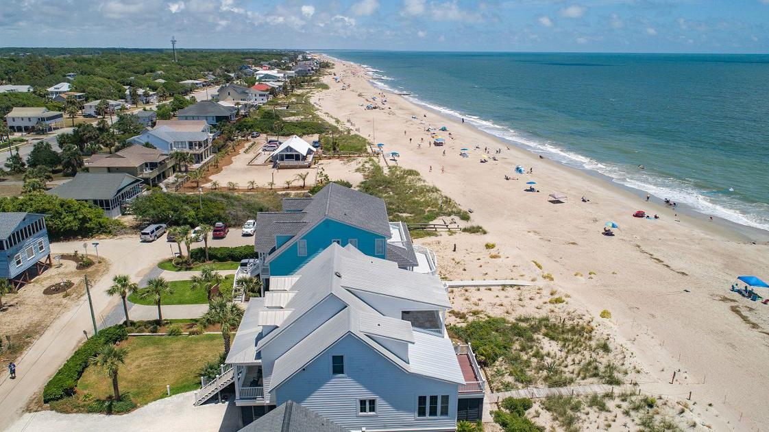 Your summer guide to Edisto Beach, from the tree boneyard to 1948's