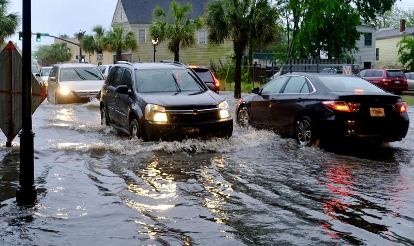 More Rain Falling In Charleston Flash Flood Watches In Place News 1971